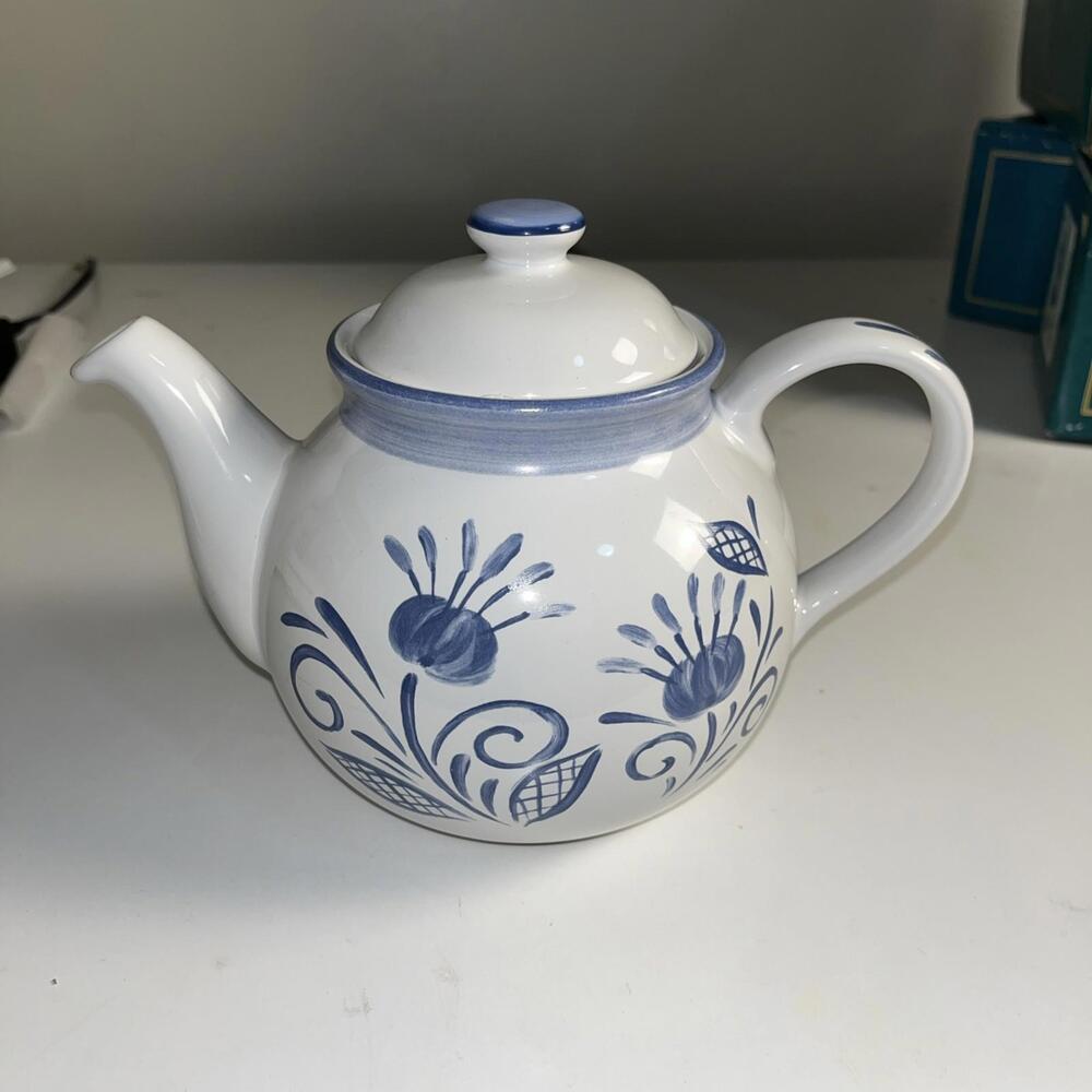 Corelle Coordinates Stoneware Oceanview Teapot Coffee Pot Blue Flower Pattern